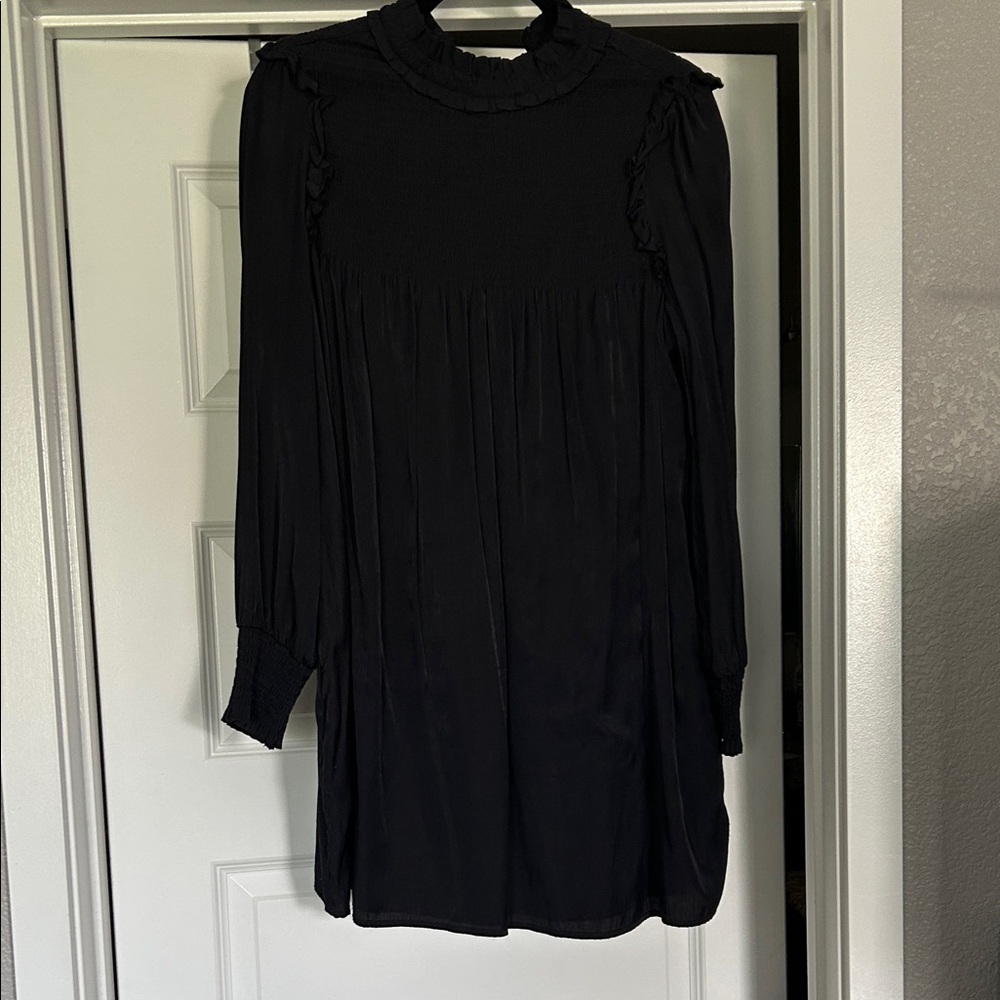 Elegant Black Long Sleeve Dress